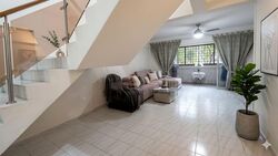 Blk 628 Hougang Avenue 8 (Hougang), HDB Executive #565677501